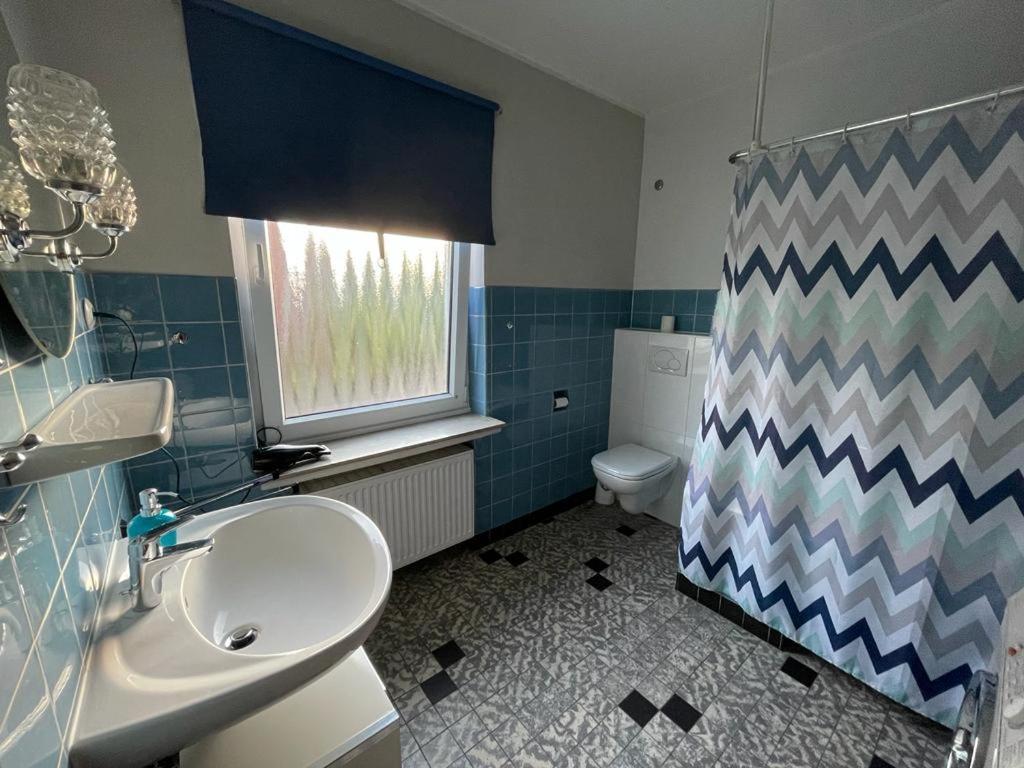 Schönes einfaches Zimmer in Cloppenburg-Nord Exterior foto